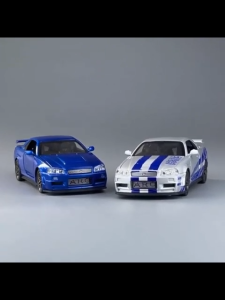 1:32 Scale Car Toys for Nissan GTR R34 Alloy Car Model Light & Sound Effect Diecast Car Model for Boys Birthday Gift Kids Toys Car Collection