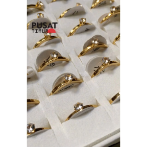 Cincin Diamond Klasik Titanium Anti Luntur Model Elegan Berlian Permata | PUSAT TIMUR