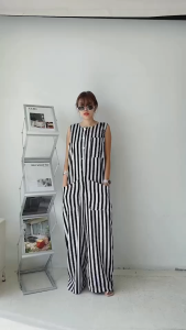 Yunaka Elegant Striped Sleeveless Jumpsuit with Front and Back Pockets