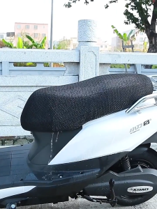 Motorcycle Moped Motorbike Scooter Seat Covers Breathable Summer Cool 3D Mesh Cushion Anti-Slip Cover Grid Protection Pad