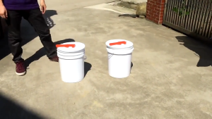 Alat Pembuka Kaleng Ember & Tutup Air Galon: Pilihan Terbaik