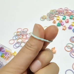 OFM-C1122 Karet Jepit Box Gift Set 4 Sekat Colorfull Aksesoris Rambut Anak Perempuan Jepitan