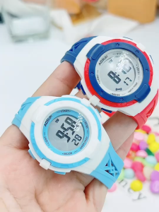 นาฬิกาข้อมือผู้หญิง นาฬิกาเด็ก ดิจิตอลกันน้ำได้ สีสวยพาลเทลๆ ใส่ได้ไม่ต้องตัดสาย