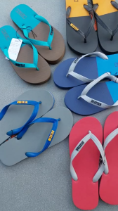 dép xỏ ngón nam có nhiều màu hàng thái lan chất liệu cao su nhẹ mềm mang êm chân siêu bền size từ 38-43.