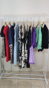 Dress Wanita #1 - Preloved - Kondisi Masih Sangat Bagus