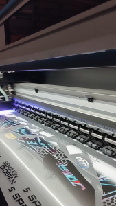 (TERBARU) STIKER STRIPING TRANSPARAN MOTOR VARIO NEW 150/125 CC TAHUN 2017 SAMPAI 2019 BAHAN MAXDECAL UV KODE VNS-UV - 420 Design