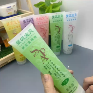 1แถม1 เจลขัดขี้ไคลผิวใส สูตรนํ้านม เจลหลอดใหญ่ 350ml ทำความสะอาดผิวแทรกซึมสกปรก