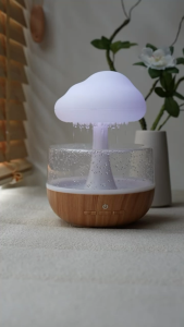 Rain Cloud Humidifier Diffuser Aromatherapy Essential Oil Lampu Kamar Hiasan Kamar Estetik\\n\\n Apa Itu Rain Cloud Lampu?\\n\\nRain Cloud Lampu adalah hiasan kamar yang menarik dan multifungsi, yang menggabungkan humidifier aromaterapi dan diffuser essential oil dalam satu unit. Produk ini dirancang dengan estetika dan kenyamanan sebagai prioritas utama, menjadikannya pilihan ideal untuk mempercantik interior kamar Anda sambil memberikan manfaat kesehatan tambahan.\\n\\n Keunggulan Rain Cloud Lampu\\n\\nRain Cloud Lampu memiliki beberapa keunggulan yang menjadikannya pilihan terbaik untuk hiasan kamar estetik:\\n\\n- Desain unik dan menarik, yang mencerminkan awan berbentuk lampu.\\n- Mudah digunakan dan dipelihara.\\n- Bisa digunakan sebagai humidifier dan diffuser essential oil sekaligus.\\n- Dapat membantu meningkatkan kualitas tidur dan melepaskan stres dengan aromaterapi.\\n\\n Fungsi Rain Cloud Lampu\\n\\nRain Cloud Lampu memiliki dua fungsi utama:\\n\\n- Humidifier: Menghidrasi udara di sekitar Anda, membantu mencegah iritasi kulit dan hidung.\\n- Diffuser Aromaterapi: Menambahkan aroma dari essential oil ke udara, membantu melepaskan stres dan meningkatkan suasana hati.\\n\\n Cara Menggunakan Rain Cloud Lampu\\n\\nBerikut adalah langkah-langkah cara menggunakan Rain Cloud Lampu:\\n\\n1. Isi wadah air dengan air hingga batas maksimum.\\n2. Tambahkan beberapa tetes essential oil favorit Anda ke dalam wadah air.\\n3. Nyalakan Rain Cloud Lampu dan atur tingkat kelembaban sesuai keinginan Anda.\\n4. Nikmati efek aromaterapi dan kelembaban udara yang dihasilkan.\\n\\n Manfaat Rain Cloud Lampu untuk Kesehatan\\n\\nRain Cloud Lampu memiliki beberapa manfaat kesehatan yang signifikan:\\n\\n- Meningkatkan Kualitas Tidur: Kelembaban udara yang dihasilkan dapat membantu mencegah iritasi hidung dan kulit, yang dapat meningkatkan kualitas tidur Anda.\\n- Melepaskan Stres dengan Aromaterapi: Aroma essential oil dapat membantu melepaskan stres dan meningkatkan suasana hati Anda.\\n\\n Tips Menggunakan Rain Cloud Lampu\\n\\nBerikut adalah beberapa tips menggunakan Rain Cloud Lampu:\\n\\n- Memilih Essential Oil yang Tepat: Pilih essential oil yang sesuai dengan kebutuhan Anda. Misalnya, jika Anda ingin meningkatkan suasana hati, pilih essential oil lavender atau lemon.\\n- Merawat Rain Cloud Lampu: Bersihkan Rain Cloud Lampu secara teratur untuk menjaga kebersihan dan kinerja optimalnya.\\n\\n Kesimpulan\\n\\nRain Cloud Lampu adalah hiasan kamar estetik yang menarik dan multifungsi, yang menggabungkan humidifier aromaterapi dan diffuser essential oil dalam satu unit. Produk ini tidak hanya mempercantik interior kamar Anda, tetapi juga memberikan manfaat kesehatan tambahan, seperti meningkatkan kualitas tidur dan melepaskan stres dengan aromaterapi. Dengan Rain Cloud Lampu, Anda dapat menikmati kenyamanan dan keindahan dalam satu unit yang mudah digunakan dan dipelihara.\n}