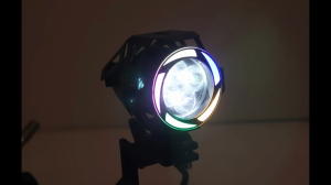 ไฟสปอตไลท์ ไฟตัดหมอก แบบ Rainbow ขนาด 15W ความสว่าง 3000Lm จำนวน 1ดวง (ไม่รวมชุดสายไฟเเละรีเลย์) กันน้ำ โดย Xmsr