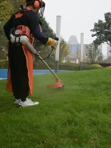 REAIM Mesin Potong Rumput 4 Tak Brush Cutter 52CC Mesin Pemotong Rumput Powerfull Gendong Bensin