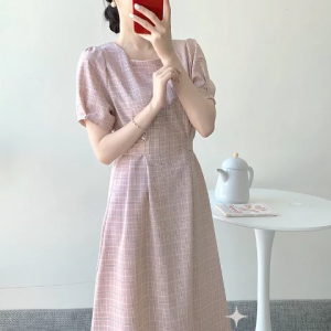 Sheii มาแรง เดรสลายสก๊อตสุดน่ารัก ใส่สบายมาก ดีไซน์ดูดีสุดๆ ผ้าดี มีให้เลือก 4 สีน้าา ราคาก็ถูกสุดๆ ชอบรีบกดสั่งเลยก่อนของจะหมด