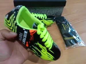 Sepatu Bola Sepatu Sepak Bola Anak Laki Laki Usia 6 - 10 Tahun PAUD TK SD SMP Nomer 28 29 30 31 32 33 34 35 36 37-KIDZTUBS2044112423