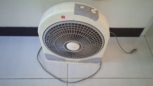 KDK Kipas Angin Kotak 12 Inch WG30X - Free Ongkir Jabodetabek