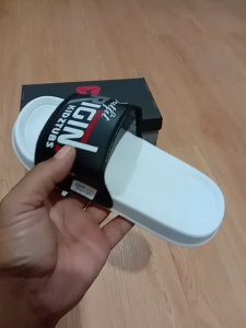 KIDZTUBS Sandal Anak Laki Laki Karet Slipper Slide Selop Slipon Jepit Karakter Warna Hitam Usia 6-10 Tahun-Sepatu2015081524