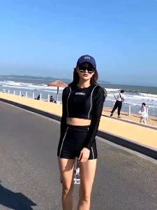 YIHE swimming suit women Summer Style 泳衣女装 显瘦 大码 泳衣 泳衣女装保守 沙滩装 女 swimsuits for women 2 piece woman swimming suit skirted swimwear women long sleeve swimsuit beach 女生泳衣裤裙女士long sleeve swimsuit women游泳装女 swimming suit women plus size shipped within 48 hours