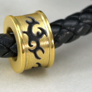 Chow Sang Sang 周生生 XL Charme Noir 999 Gold Charm - Courage 86641C for Men and Women (Bracelet Not Included)