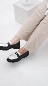 Sepatu Dockmart Kasual Wanita Kekinian Mules Terbaru