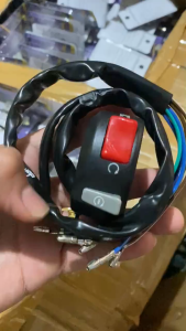 Saklar Kontrol Stater Plus dengan Stater KTC Hitam untuk Yamaha/Ducati/KTM/Suzuki - Kompatibel dengan Variasi Sistem Baterai