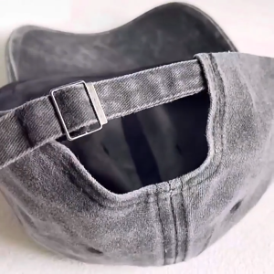 Topi Plain Baseball: Pilihan Casual yang Cocok untuk Pria & Wanita