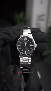 Jam Tangan Pria Casio General MTP-V002D-1B3 Analog Black Dial Stainless Steel Strap