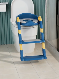 บันไดชักโครกเด็ก มีบันไดปีนขึ้นและพักเท้าได้ พร้อมกันลื่น และราวจับด้านข้าง BC-018