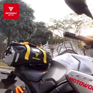 กระเป๋ามัดหลังกันน้ํา MOTO มี 3 ขนาด ให้เลือก สีเทา
