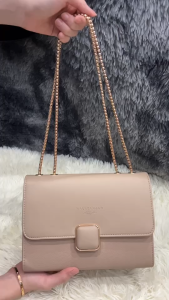 กระเป๋าสะพายผู้หญิง แฟชั่น สวยหรู ราคาหลักร้อย สะพายข้าง รุ่น Fine (ไฟน์)