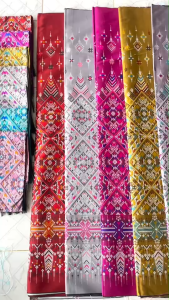 ผ้าแพรวาพร้อมสไบ (3ชิ้น) สามารถตัดไ้ทั้งชุด ทอลายเต็มผืน