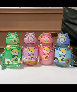 Botol Minum Anak Sekolah SD TK 600ML Free Sticker 2D dan 3D Korea Lucu Tali Panjang