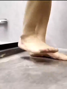 Borong365 Anti-Slip Mat Diatom Mud Carpet Non Slip Floor Mat Fast Dry Rugs Karpet Bilik Air Water Absorption Bathroom 硅藻泥垫