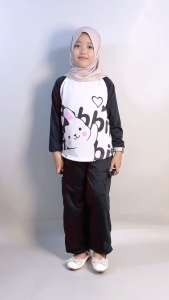 Setelan Anak Perempuan Kaos Raglan: Pilihan Tepat untuk Aktivitas