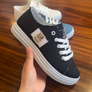 MOVES MALAYSIA Sneaker Wanita Womens Sneakers Kasut Perempuan Canvas Shoes Student leisure Sport