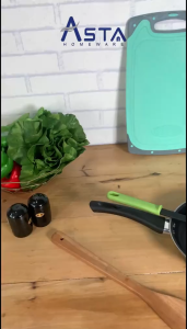 Talenan Jerami Gandum Cutting Board Asta Tebal 22 x 35 cm