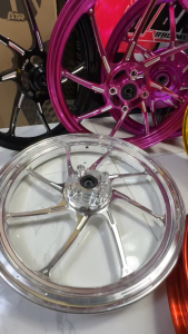 Mâm 8 cây BST CNC cho Vario 150 2017-2024