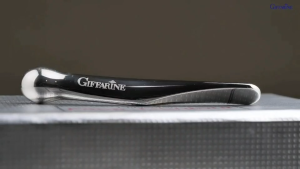 Face Contour Applicator l เฟซ คอนทัวร์ แอพพลิเคเตอร์ กิฟฟารีน เพื่อการเกลี่ยไขมันที่กระจุกตัวใต้ผิวหนัง รอยลึกร่องแก้ม ถุงใต้ตา