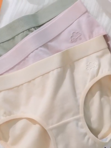 TriumphˉLadies 100% cotton panties Summer solid briefs are comfortable and breathabl(3PCS)