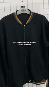 d&f CVC Jaket Pria Bomber With Mustard Strip - Hitam