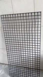 Khổ ( 50cm x 100cm - Ô lưới rộng 3cm ) Lưới sắt Màu Đen ô vuông treo phụ kiện đồ trang trí chất lượng