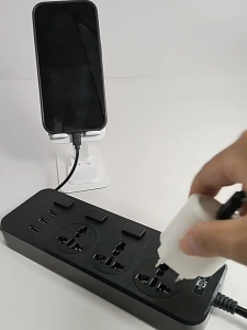 3 Way Extension Power Socket Plug-in British Standard Multi Uk 3 Pin Plug Socket Power Board Household 2m Cable Cord Socket Universal Hole with Switch with USB Power Strips Travel Wall Safety Smart Universal 排插英规插板家用插线板