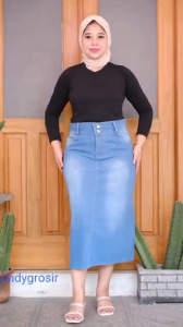 Rok Span Jeans Jumbo Tebal Stretch Prilla Skirt Rok Denim Kancing Midi Model Terbaru