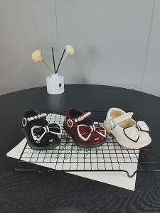 Sepatu Flats Baby Keren & Model Pita Baby Cantik: Fashion Baby Imut Nyaman dan Tidak Licin