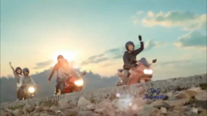 Paket Perawatan Kendaraan Pengkilap Body Kit Motor Multiguna Spray 100 Ml + Lap Microfiber Serbaguna