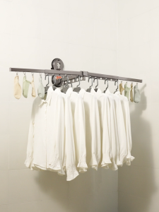 OIKIA - Suction Cup Flexi Laundry Rack
