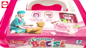 Đồ Chơi Trẻ Em DuKa - Bộ Đồ Chơi Bác Sĩ (Màu Hồng) DK 81147