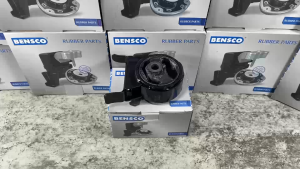 ENGINE MOUNTING DUDUKAN MONTING MESIN LH KIRI TOYOTA STARLET EP80 EP 80 1990 1991 1992 1993 1994 1995 STARLET EP70 EP 70 1984 1985 1986 1987 1988 1989 12372-10040 12372-10020 ORIGINAL MERK BENSCO ASLI