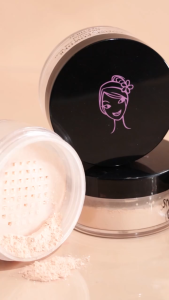 SIVANNA COLORS Loose Powder Shine-Control Sheer Long Wear F010 ซิเวนน่า แป้งฝุ่นเนื้อละเอียด ดูดซับความมันบนใบหน้า