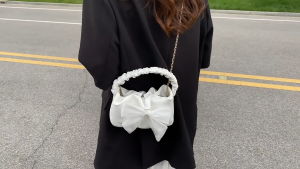 C & K⚡Miễn Phí Vận Chuyển⚡Túi Nữ Mới Túi Đeo Vai Thời Trang Túi Đeo Chéo Túi Nhỏ Có Nơ Túi Xách Ngọt Ngào Túi Đeo Chéo Xếp Ly Đính Nơ Đơn Giản Thời Trang Công Sở