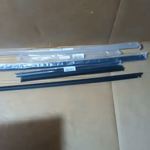 NẸP CHÂN KÍNH TRONG TOYOTA VIOS 2003-2007