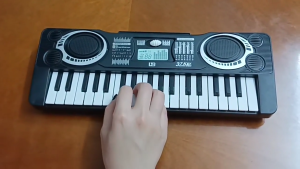 เปียโนไฟฟ้า 37 คีย์ Electric Piano คีย์ เปียโนอัจฉริยะลำโพงคู่พกพา เปียโนไฟฟ้าเริ่มต้นสำหรับเด็ก