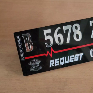 Plat Motor Akrilik Angka Timbul Font Bisa Custom dan Tambah Nama Warna Hitam